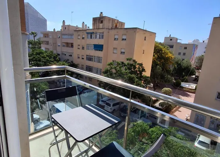 Room City Estepona Estudio Mar